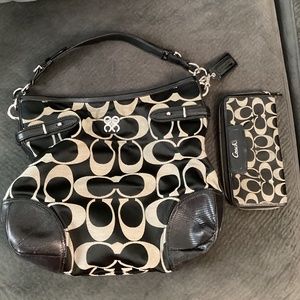 Coach shoulder and matching wallet, black